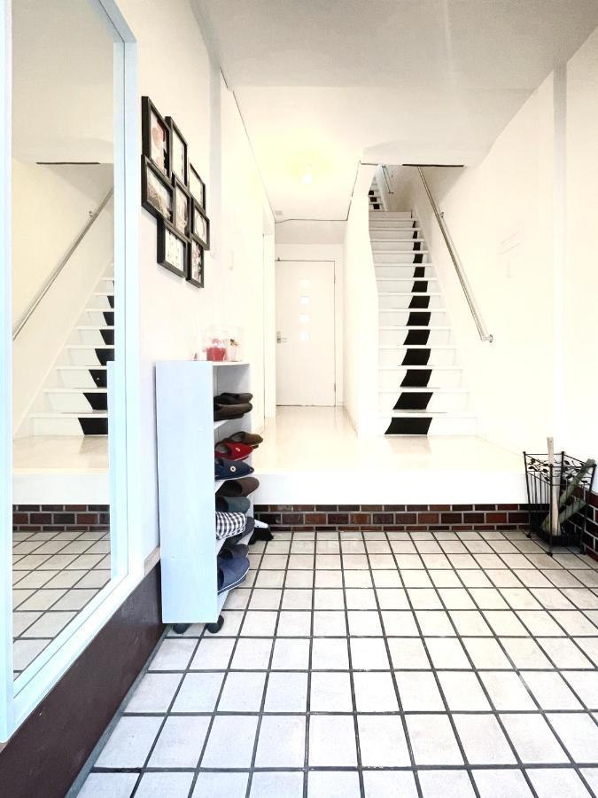 Guesthouse中道 Ōsaka Eksteriør bilde